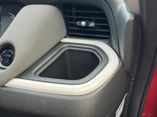 ホンダ フィット e:HEVクロスター 愛媛県 2020(令2)年 2.1万km プレミアムクリスタルレッドM ホンダセンシング/プッシュスタート/純正メモリナビ/バックカメラ/ETC/クルーズコントロール/横滑り防止装置/レーンキープアシスト/オートライト/オートマチックハイビーム/コーナーセンサー/アイドリングストップ/ステアリングスイッチ