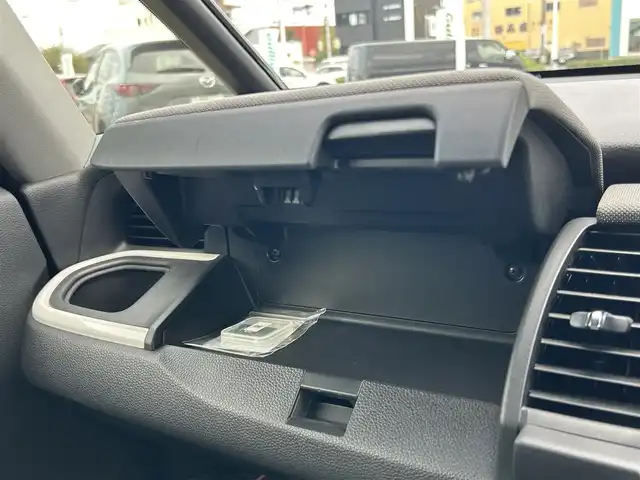 ホンダ フィット e:HEVクロスター 愛媛県 2020(令2)年 2.1万km プレミアムクリスタルレッドM ホンダセンシング/プッシュスタート/純正メモリナビ/バックカメラ/ETC/クルーズコントロール/横滑り防止装置/レーンキープアシスト/オートライト/オートマチックハイビーム/コーナーセンサー/アイドリングストップ/ステアリングスイッチ