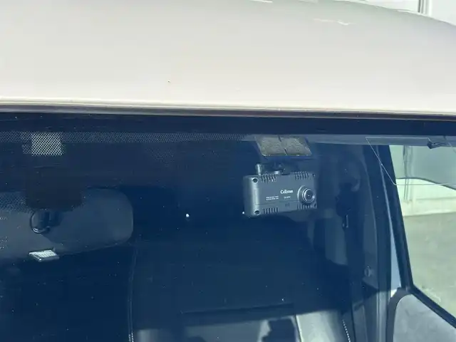 トヨタ ハイエース GL ロング 福岡県 2013(平25)年 7.3万km ホワイトパールクリスタルシャイン SDナビ/フルセグTV/バックカメラ/ETC/後席モニター/前方ドライブレコーダー/片側パワースライドドア/リモコンキー/オートライト