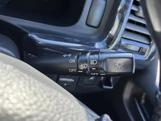 トヨタ ハイエース GL ロング 福岡県 2013(平25)年 7.3万km ホワイトパールクリスタルシャイン SDナビ/フルセグTV/バックカメラ/ETC/後席モニター/前方ドライブレコーダー/片側パワースライドドア/リモコンキー/オートライト