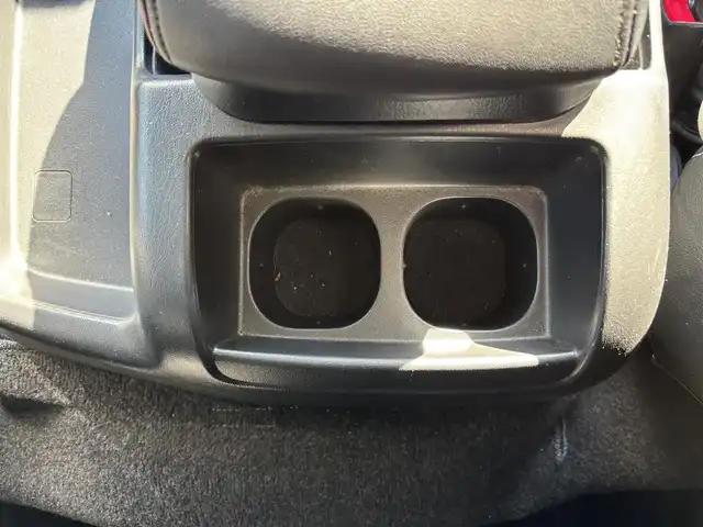 トヨタ ハイエース GL ロング 福岡県 2013(平25)年 7.3万km ホワイトパールクリスタルシャイン SDナビ/フルセグTV/バックカメラ/ETC/後席モニター/前方ドライブレコーダー/片側パワースライドドア/リモコンキー/オートライト