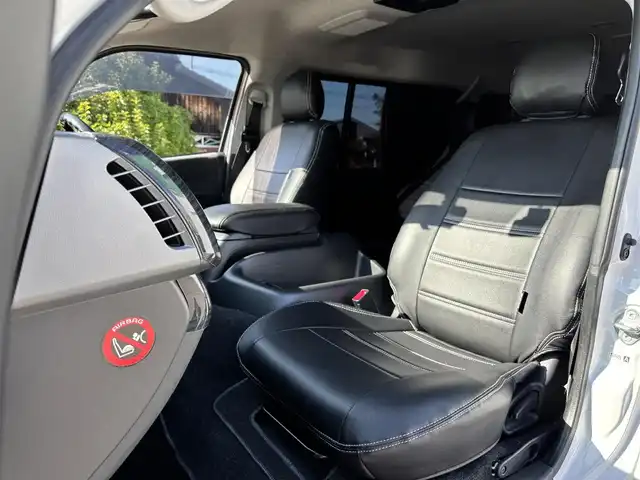 トヨタ ハイエース GL ロング 福岡県 2013(平25)年 7.3万km ホワイトパールクリスタルシャイン SDナビ/フルセグTV/バックカメラ/ETC/後席モニター/前方ドライブレコーダー/片側パワースライドドア/リモコンキー/オートライト