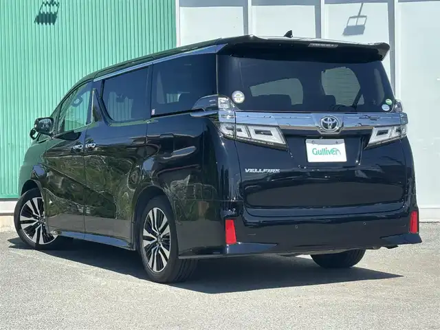 トヨタ ヴェルファイア Z Gエディション 福岡県 2018(平30)年 8.1万km ブラック ワンオーナー/トヨタセーフティセンス/サンルーフ/純正12.1型後席ディスプレイ/純正10型ナビ/（BT/フルセグ/DISC/SD/SDREC/AM/FM）/Bカメラ/両側パワースライドドア/レーダークルーズコントロール/LEDヘッドライト/オートライト/オートマチックハイビーム/革シート/DN席パワーシート/シートメモリー/DN席エアシート/DN席シートヒーター/ステアリングヒーター/純正18インチAW/USB入力端子/HDMI入力端子/横滑り防止装置/コーナーセンサー/レーンキープアシスト/盗難防止装置/衝突軽減システム/スマートキー/ETC2.0/保証書/取扱説明書