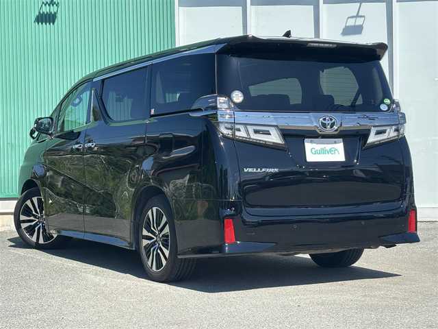 トヨタ ヴェルファイア Z Gエディション 福岡県 2018(平30)年 8.1万km ブラック ワンオーナー/トヨタセーフティセンス/サンルーフ/純正12.1型後席ディスプレイ/純正10型ナビ/（BT/フルセグ/DISC/SD/SDREC/AM/FM）/Bカメラ/両側パワースライドドア/レーダークルーズコントロール/LEDヘッドライト/オートライト/オートマチックハイビーム/革シート/DN席パワーシート/シートメモリー/DN席エアシート/DN席シートヒーター/ステアリングヒーター/純正18インチAW/USB入力端子/HDMI入力端子/横滑り防止装置/コーナーセンサー/レーンキープアシスト/盗難防止装置/衝突軽減システム/スマートキー/ETC2.0/保証書/取扱説明書