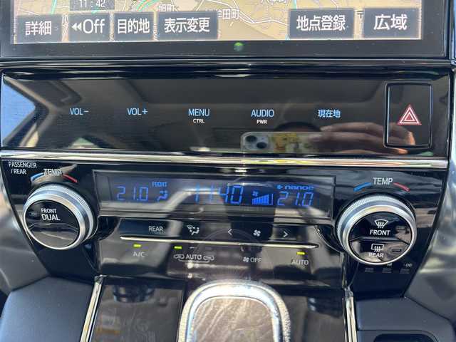 トヨタ ヴェルファイア Z Gエディション 福岡県 2018(平30)年 8.1万km ブラック ワンオーナー/トヨタセーフティセンス/サンルーフ/純正12.1型後席ディスプレイ/純正10型ナビ/（BT/フルセグ/DISC/SD/SDREC/AM/FM）/Bカメラ/両側パワースライドドア/レーダークルーズコントロール/LEDヘッドライト/オートライト/オートマチックハイビーム/革シート/DN席パワーシート/シートメモリー/DN席エアシート/DN席シートヒーター/ステアリングヒーター/純正18インチAW/USB入力端子/HDMI入力端子/横滑り防止装置/コーナーセンサー/レーンキープアシスト/盗難防止装置/衝突軽減システム/スマートキー/ETC2.0/保証書/取扱説明書