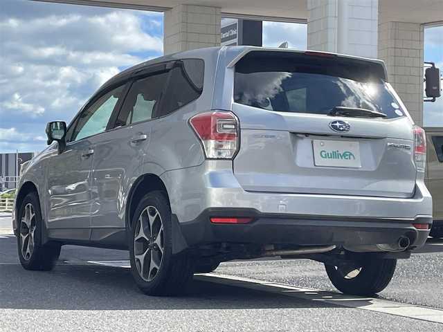 スバル フォレスター S－リミテッド 岡山県 2015(平27)年 10.1万km アイスシルバーメタリック 登録時走行距離100118キロ/社外ディスプレイオーディオ（FN-6200DVD)/AM/FM/AUX/DVD/ipod/アイサイト/・プリクラッシュブレーキ/・レーダークルーズコントロール/・車線逸脱防止支援/ブラインドスポットモニター/バックカメラ/アイドリングストップ/前ドライブレコーダー/パワーシート（D席＋N席）/シートヒーター（D席＋N席）/プッシュスタート/スマートキー/ETC