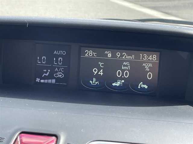 スバル フォレスター S－リミテッド 岡山県 2015(平27)年 10.1万km アイスシルバーメタリック 登録時走行距離100118キロ/社外ディスプレイオーディオ（FN-6200DVD)/AM/FM/AUX/DVD/ipod/アイサイト/・プリクラッシュブレーキ/・レーダークルーズコントロール/・車線逸脱防止支援/ブラインドスポットモニター/バックカメラ/アイドリングストップ/前ドライブレコーダー/パワーシート（D席＋N席）/シートヒーター（D席＋N席）/プッシュスタート/スマートキー/ETC