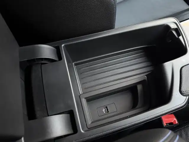 ＢＭＷ １１８ｄ Mスポーツ エディションシャドー 和歌山県 2019(平31)年 3.2万km アルピンホワイトⅢ 黒革/ACC/インテリジェントセーフティ/純正ナビ/バックカメラ/Bluetoothオーディオ/コンフォートアクセス/パワーシート/シートヒーター/前後ドラレコ/純18incAW/ドライビングモード/LEDライト/ETC