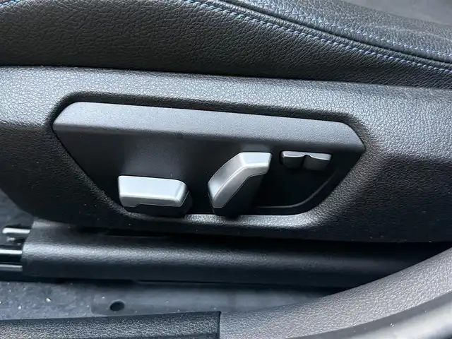 ＢＭＷ １１８ｄ Mスポーツ エディションシャドー 和歌山県 2019(平31)年 3.2万km アルピンホワイトⅢ 黒革/ACC/インテリジェントセーフティ/純正ナビ/バックカメラ/Bluetoothオーディオ/コンフォートアクセス/パワーシート/シートヒーター/前後ドラレコ/純18incAW/ドライビングモード/LEDライト/ETC