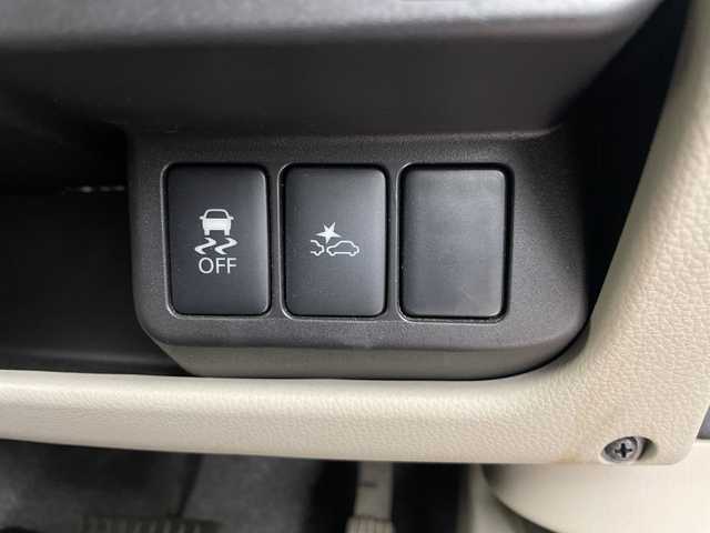 三菱 ｅＫワゴン M e－アシスト 埼玉県 2016(平28)年 4.8万km レッドメタリック 社外メモリナビ/　（フルセグＴＶ／ＢＴ／ＵＳＢ／ＤＶＤ／ＣＤ）　/運転席シートヒーター　/衝突被害軽減ブレーキ　/横滑り防止措置　/アイドリングストップ　/タッチパネルオートエアコン　/ドアバイザー　/フロアマット