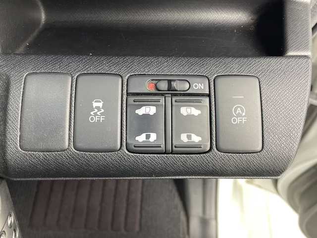 ホンダ ステップワゴン スパーダ Z 愛知県 2014(平26)年 14.7万km ホワイトオーキッドパール