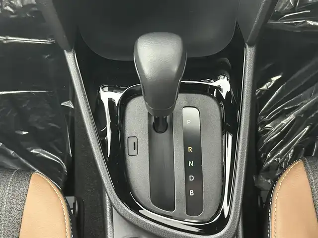 トヨタ ヤリスクロス ハイブリッド Z アドベンチャー 埼玉県 2023(令5)年 1.2万km ブラックマイカ 純正８インチディスプレイオーディオ　ＳａｆｔｙＳｅｎｃｅ　パノラビックビューモニター　パワーシート　シートヒーター　ステアリングヒーター　純正ルームミラー内蔵前後ドラレコ　ＡｐｐｌｅＣａｒＰｌａｙ ヘッドアップディスプレイ　