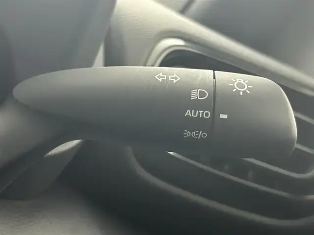 トヨタ ヤリスクロス ハイブリッド Z アドベンチャー 埼玉県 2023(令5)年 1.2万km ブラックマイカ 純正８インチディスプレイオーディオ　ＳａｆｔｙＳｅｎｃｅ　パノラビックビューモニター　パワーシート　シートヒーター　ステアリングヒーター　純正ルームミラー内蔵前後ドラレコ　ＡｐｐｌｅＣａｒＰｌａｙ ヘッドアップディスプレイ　