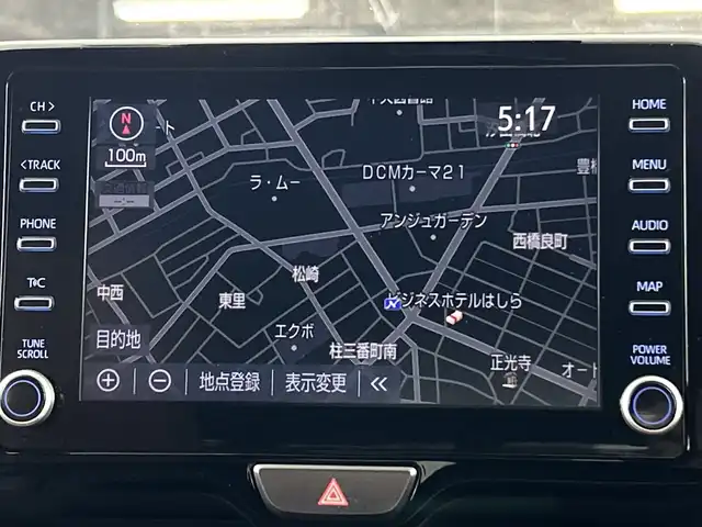 トヨタ ヤリスクロス ハイブリッド Z アドベンチャー 愛知県 2023(令5)年 1.2万km ブラックマイカ 禁煙車/純正8インチナビ/（AM/FM/Bluetooth/USB)/全方位カメラ/トヨタセーフティセンス/・プリクラッシュセーフティ/・レーダークルーズコントロール/・オートマチックハイビーム/・レーンディパーチャーアラート/・レーントレーシングアシスト/・クリアランスソナー/・ロードサインアシスト/・ブラインドスポットモニター/ヘッドアップディスプレイ/ETC2.0/ドライブレコーダー/パワーシート/シートヒーター/ステアリングヒーター/ハーフレザーシート/純正18インチアルミホイール/スマートキー/スペアキー有/プッシュスタート/純正フロアマット/電動格納ミラー/横滑り防止装置