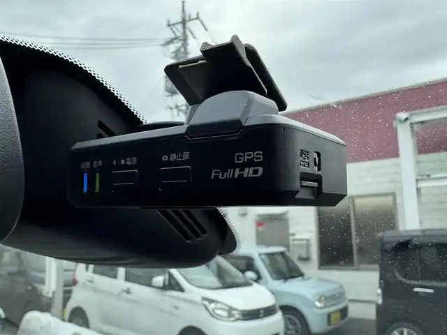 日産 セレナ ハイウェイスター G プロパイロットED 三重県 2017(平29)年 9.2万km ダイヤモンドブラック 純正8インチナビ/【フルセグTV/CD/DVD/Bluetooth】/純正フリップダウンモニター/バックカメラ/エマージェンシーブレーキ/・LDW(車線逸脱警報)/・踏み間違い衝突防止アシスト/・進入禁止標識検知/・フロント/バックソナー/プロパイロット(自動運転技術)/ハンズフリーパワースライドドア (運転席側/助手席側)/純正ドライブレコーダー/電動パーキングブレーキ/ブレーキホールド/パーソナルテーブル/USB電源ソケット/革巻きステアリング/ステアリングスイッチ/ビルトインETC/インテリジェントキー/プッシュエンジンスターター/取説/保証書