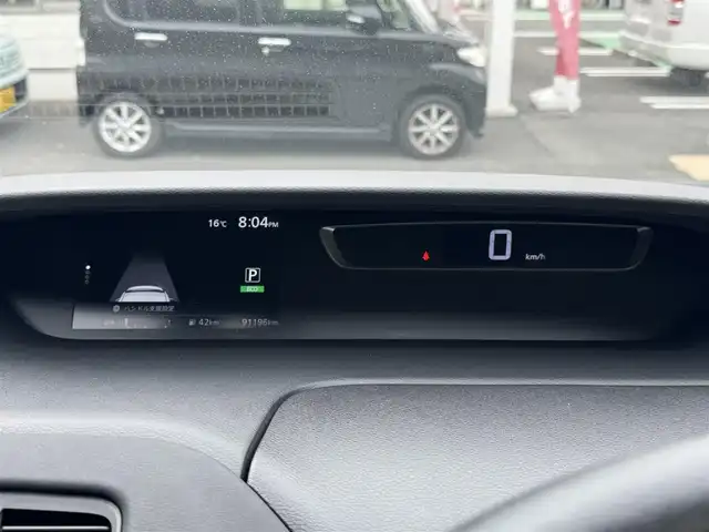 日産 セレナ ハイウェイスター G プロパイロットED 三重県 2017(平29)年 9.2万km ダイヤモンドブラック 純正8インチナビ/【フルセグTV/CD/DVD/Bluetooth】/純正フリップダウンモニター/バックカメラ/エマージェンシーブレーキ/・LDW(車線逸脱警報)/・踏み間違い衝突防止アシスト/・進入禁止標識検知/・フロント/バックソナー/プロパイロット(自動運転技術)/ハンズフリーパワースライドドア (運転席側/助手席側)/純正ドライブレコーダー/電動パーキングブレーキ/ブレーキホールド/パーソナルテーブル/USB電源ソケット/革巻きステアリング/ステアリングスイッチ/ビルトインETC/インテリジェントキー/プッシュエンジンスターター/取説/保証書