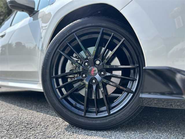 スバル レヴォーグ 1．8STIスポーツ EX 東京都 2021(令3)年 2.2万km クリスタルホワイトP ワンオーナー/純正ナビ/・Bluetoothオーディオ/USBオーディオ/・フルセグTV/Apple CarPlay/AndroidAuto/純正フロントバンパースカート/リヤアンダーディフューザー/STIフロントグリル/STI18インチアルミホイール/車外カメラ/・バック/サイド/フロント/本革シート/パワーシート/シートヒーター（前席）/パワーバックドア/取扱説明書/保証書/スペアキー1本