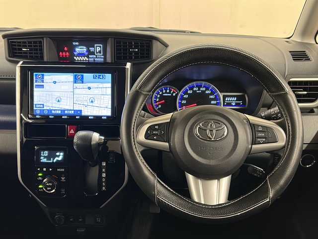 トヨタ ルーミー カスタムG 道央・札幌 2018(平30)年 4.6万km レーザーブルークリスタルシャイン /4WD//純正ナビ（AM/FM/BT/DVD/TV）//全方位カメラ//ウインカーミラー//電動格納ミラー//アイドリングストップ//純正ホイール//クルーズコントロール//ドアバイザー//両側パワースライドドア//LEDヘッドライト//エンジンプッシュスタート//ドライブレコーダー//前後シートヒーター