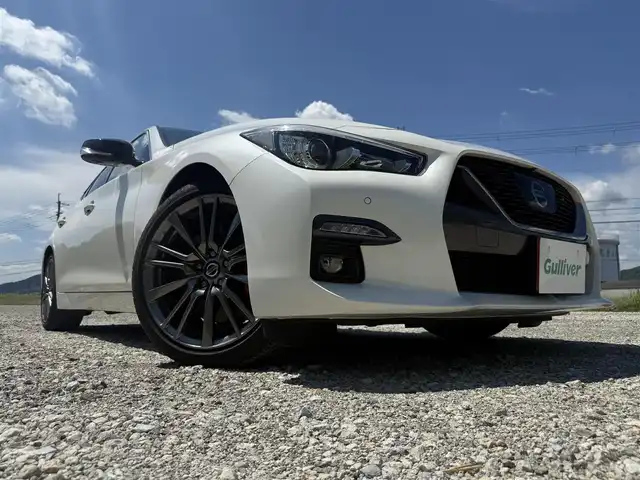 日産 スカイライン 400R 兵庫県 2020(令2)年 5.1万km パール 純正ナビ/フルセグTV/全方位モニター/ETC/ドライブレコーダー/レーダークルーズコントロール/ステアリングリモコン/黒レザーシート/パワーシート/シートヒーター/純正19インチAW/LEDヘッドライト/スマートキー
