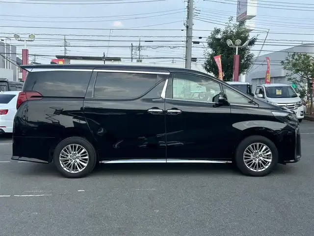 トヨタ アルファードハイブリット S タイプゴールドⅡ 群馬県 2022(令4)年 5.4万km ブラック 4WD/純正9インチDAナビ・フルセグTV/純正12.1インチフリップダウンモニター/CD・DVD・Bluetooth・ミラキャスト/ナビ・TVキット/ハーフレザーシート/両側パワースライドドア/パワーバックドア/セーフティセンス/プリクラッシュセーフティ/レーダークルーズコントロール/レーントレーシングアシスト/アダプティブハイビームシステム/パーキングサポートブレーキ/AC100V1500W/ビルトインETC2.0/3眼LEDヘッドランプ/LEDフォグランプ/スペアキー/保証書・取説書