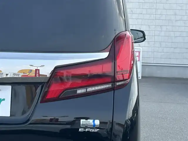 トヨタ アルファードハイブリット S タイプゴールドⅡ 群馬県 2022(令4)年 5.4万km ブラック 4WD/純正9インチDAナビ・フルセグTV/純正12.1インチフリップダウンモニター/CD・DVD・Bluetooth・ミラキャスト/ナビ・TVキット/ハーフレザーシート/両側パワースライドドア/パワーバックドア/セーフティセンス/プリクラッシュセーフティ/レーダークルーズコントロール/レーントレーシングアシスト/アダプティブハイビームシステム/パーキングサポートブレーキ/AC100V1500W/ビルトインETC2.0/3眼LEDヘッドランプ/LEDフォグランプ/スペアキー/保証書・取説書
