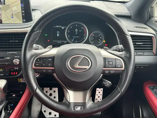 レクサス ＲＸ 300 Fスポーツ 東京都 2020(令2)年 3.3万km ホワイトノーヴァガラスフレーク ワンオーナー/ムーンルーフ/純正ナビ/・Bluetooth/TV/CD/DVD/USB/Lexus Safety System＋/・レーントレーシングアシスト/・オートマチックハイビーム/・ブレードスキャンアダプティブハイビームシステム/・レーダークルーズコントロール/・ロードサインアシスト/・先行車発進告知機能/ドライブレコーダー（TZ-DR210）/ブラインドスポットモニター/コーナーセンサー/電動格納セカンドシート/ワイヤレス充電/マークレビンソンプレミアムサラウンドサウンドシステム/パワーシート/シートヒーター/エアシート/ステアリングヒーター/電動リアゲート/電動格納ミラー/20インチ純正アルミホイール/スペアキー1本/取扱説明書/保証書