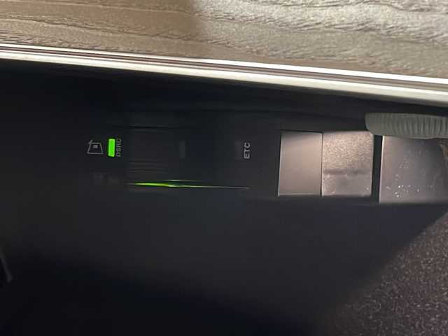 メルセデス・ベンツ Ｅ４５０ 4マチック エクスクルーシブ 新潟県 2019(令1)年 4.1万km オブシディアンブラック エクスクルーシブパッケージ/・パノラミックスライディングルーフ/・Burmesterサラウンドサウンドシステム/・シートベンチレーター/レーダーセーフティパッケージ/・アクティブディスタンスアシスト・ディストロニック/・アクティブレーンチェンジングアシスト/・アクティブエマージェンシーストップアシスト/・アクティブブレーキアシスト/・アクティブブラインドスポットアシスト/・360°カメラシステム/・パークトロニック/・アクティブパーキングアシスト/ヘッドアップディスプレイ/12.3インチコックピットディスプレイ/・ナビゲーションシステム/・TV/BT/USB/メモリ付パワーシート/シートヒーター/ETC/ドライブレコーダー/電動リアゲート