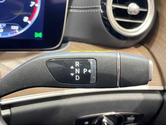 メルセデス・ベンツ Ｅ４５０ 4マチック エクスクルーシブ 新潟県 2019(令1)年 4.1万km オブシディアンブラック エクスクルーシブパッケージ/・パノラミックスライディングルーフ/・Burmesterサラウンドサウンドシステム/・シートベンチレーター/レーダーセーフティパッケージ/・アクティブディスタンスアシスト・ディストロニック/・アクティブレーンチェンジングアシスト/・アクティブエマージェンシーストップアシスト/・アクティブブレーキアシスト/・アクティブブラインドスポットアシスト/・360°カメラシステム/・パークトロニック/・アクティブパーキングアシスト/ヘッドアップディスプレイ/12.3インチコックピットディスプレイ/・ナビゲーションシステム/・TV/BT/USB/メモリ付パワーシート/シートヒーター/ETC/ドライブレコーダー/電動リアゲート