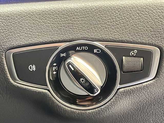 メルセデス・ベンツ Ｅ４５０ 4マチック エクスクルーシブ 新潟県 2019(令1)年 4.1万km オブシディアンブラック エクスクルーシブパッケージ/・パノラミックスライディングルーフ/・Burmesterサラウンドサウンドシステム/・シートベンチレーター/レーダーセーフティパッケージ/・アクティブディスタンスアシスト・ディストロニック/・アクティブレーンチェンジングアシスト/・アクティブエマージェンシーストップアシスト/・アクティブブレーキアシスト/・アクティブブラインドスポットアシスト/・360°カメラシステム/・パークトロニック/・アクティブパーキングアシスト/ヘッドアップディスプレイ/12.3インチコックピットディスプレイ/・ナビゲーションシステム/・TV/BT/USB/メモリ付パワーシート/シートヒーター/ETC/ドライブレコーダー/電動リアゲート