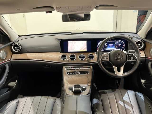 メルセデス・ベンツ Ｅ４５０ 4マチック エクスクルーシブ 新潟県 2019(令1)年 4.1万km オブシディアンブラック エクスクルーシブパッケージ/・パノラミックスライディングルーフ/・Burmesterサラウンドサウンドシステム/・シートベンチレーター/レーダーセーフティパッケージ/・アクティブディスタンスアシスト・ディストロニック/・アクティブレーンチェンジングアシスト/・アクティブエマージェンシーストップアシスト/・アクティブブレーキアシスト/・アクティブブラインドスポットアシスト/・360°カメラシステム/・パークトロニック/・アクティブパーキングアシスト/ヘッドアップディスプレイ/12.3インチコックピットディスプレイ/・ナビゲーションシステム/・TV/BT/USB/メモリ付パワーシート/シートヒーター/ETC/ドライブレコーダー/電動リアゲート