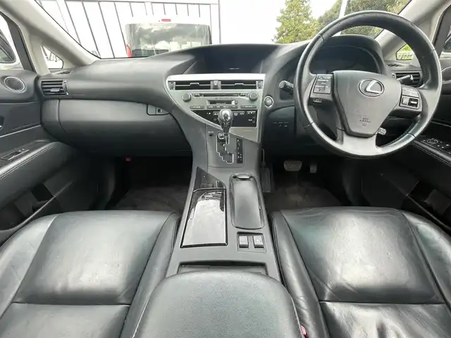 レクサス ＲＸ 270 バージョンS 大阪府 2011(平23)年 14.4万km ホワイトパールクリスタルシャイン 純正ナビ/・Bluetooth/CD/DVD/MD/ワンセグTV/AUX/　ラジオ/主要装備/・クルーズコントロール/・衝突軽減システム/・横滑り防止装置/・サイドバックカメラ/・コーナーセンサー/・HUD/・合皮シート/・パワーシート/メモリー機能付き/・シートヒーター/・キセノンヘッドライト/・純正フロアマット/・純正アルミホイール/・ダブルサイドエアバック+カーテンエアバック