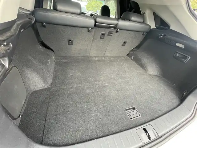 レクサス ＲＸ 270 バージョンS 大阪府 2011(平23)年 14.4万km ホワイトパールクリスタルシャイン 純正ナビ/・Bluetooth/CD/DVD/MD/ワンセグTV/AUX/　ラジオ/主要装備/・クルーズコントロール/・衝突軽減システム/・横滑り防止装置/・サイドバックカメラ/・コーナーセンサー/・HUD/・合皮シート/・パワーシート/メモリー機能付き/・シートヒーター/・キセノンヘッドライト/・純正フロアマット/・純正アルミホイール/・ダブルサイドエアバック+カーテンエアバック