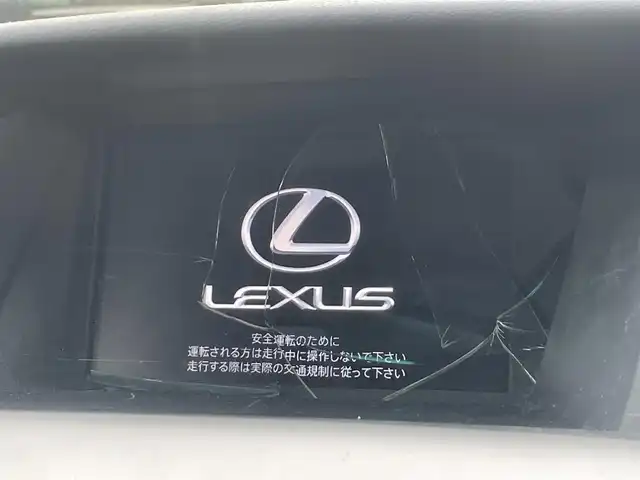 レクサス ＲＸ 270 バージョンS 大阪府 2011(平23)年 14.4万km ホワイトパールクリスタルシャイン 純正ナビ/・Bluetooth/CD/DVD/MD/ワンセグTV/AUX/　ラジオ/主要装備/・クルーズコントロール/・衝突軽減システム/・横滑り防止装置/・サイドバックカメラ/・コーナーセンサー/・HUD/・合皮シート/・パワーシート/メモリー機能付き/・シートヒーター/・キセノンヘッドライト/・純正フロアマット/・純正アルミホイール/・ダブルサイドエアバック+カーテンエアバック
