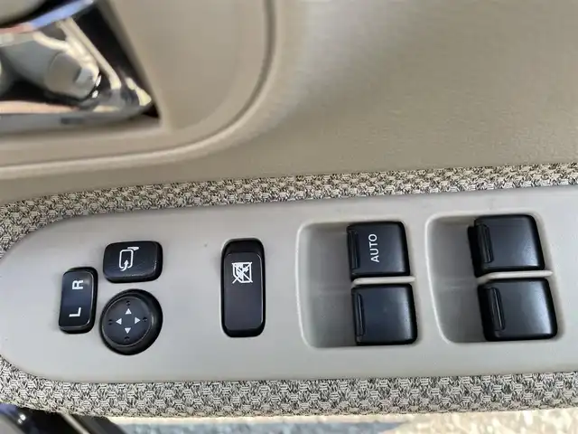 スズキ ラパン S 熊本県 2016(平28)年 6.4万km アーバンブラウンパールメタリック レーダーブレーキサポート/プッシュスタート/純正ナビ/（CD・フルセグTV・BTオーディオ）/全方位カメラ/ステアリングスイッチ/右前席シートヒーター/HIDヘッドライト/オートライト/純正フロアマット/純正ドアバイザー/新車保証書/取扱説明書/スマートスペアキー×1本