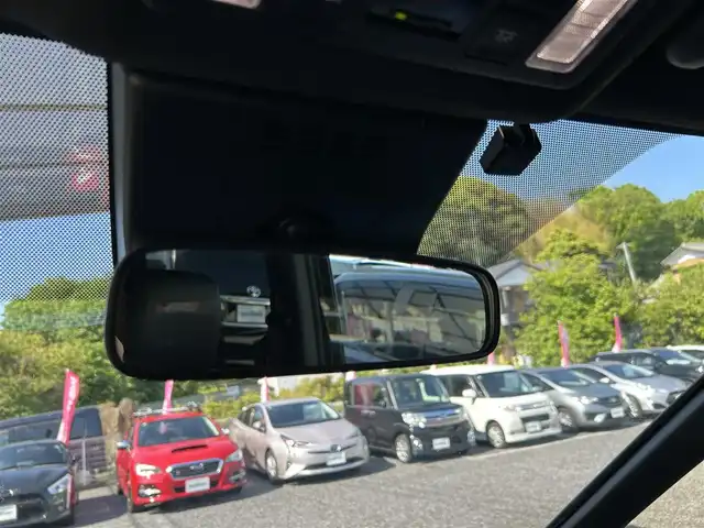 トヨタ ヴォクシー ハイブリッド S－Z 埼玉県 2024(令6)年 1万km アティチュードブラックマイカ ワンオーナー車/快適利便パッケージ/トヨタチームメイト＋PKSB/純正ナビTV/（DVD再生可能）/パノラミックビューモニター/ユニバーサルステップ/両側パワースライドドア/パワーバックドア/LEDヘッドライト/純正17インチアルミ/衝突軽減ブレーキ/レーダークルーズコントロール/クリアランスソナー/ステアリングヒーター/AC100V1500Wコンセント/プッシュスタート/スマートキー/保証書付整備手帳/取扱説明書