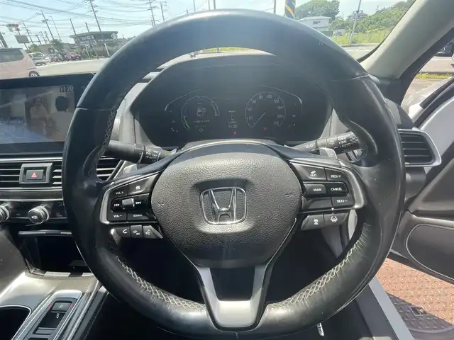 ホンダ アコード EX 神奈川県 2020(令2)年 11.5万km プラチナムホワイトパール サンルーフ/ヘッドアップディスプレイ/純正メモリナビ/（FM・AM・BT・フルセグTV・メモリ・CD）/コーナーセンサー/衝突軽減システム/クルーズコントロール（追従機能有り）/パドルシフト/ブレーキホールド/Econシステム/レザーシート/ヒートシーター/パワーシート（D席メモリーシート）/LEDヘッドライト/オートヘッドライト/フォグランプ/ビルトインETC/純正AW１８インチ/取扱説明書/保証書