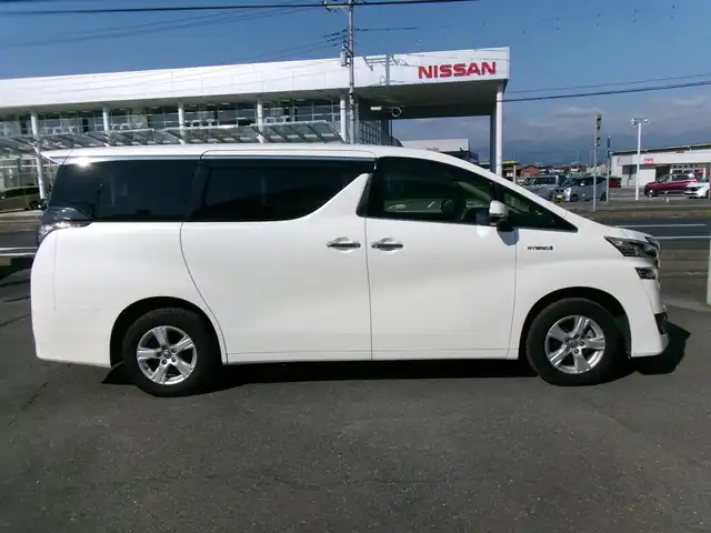 トヨタ ヴェルファイア ハイブリット X 群馬県 2017(平29)年 6.2万km ホワイトパールクリスタルシャイン 10.5インチSDナビ/フルセグテレビ/バックカメラ/12.1インチフリップダウンモニター/両側パワースライドドア/プリクラッシュセーフティ/レーダークルーズコントロール/ドライブレコーダー