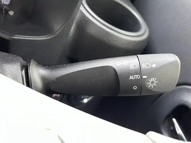 ダイハツ ミラ トコット G SA Ⅲ 熊本県 2023(令5)年 0.4万km シャイニングホワイトパール 禁煙車　/ワンオーナー/純正ナビNMZK-W73D（ＣＤ・ＤＶＤ・フルセグ・ＢＴ・ＵＳＢ）/全周囲カメラ　/純正前方ドライブレコーダー　/前席シートヒーター　/スマートアシストIII/・衝突軽減ブレーキ　/・レーンキープアシスト　/・前後踏み間違い防止/横滑り防止　/アイドリングストップ/純正フロアマット/オートライト/LEDヘッドライト/スマートキー/プッシュスタート/スペアキー1本/保証書/取扱説明書