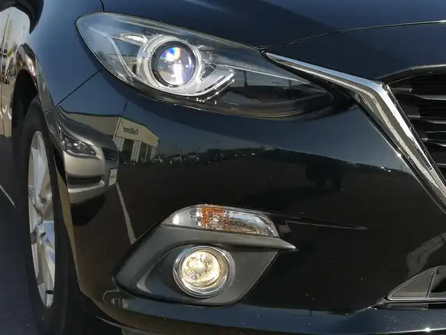 マツダ アクセラ 15S 茨城県 2014(平26)年 5.5万km ジェットブラックマイカ 純正ナビ/【AM・FM・aha・Stitcher・BT・USB・CD・DVD・TV・AUX】/Bカメラ/ETC/アイドリングストップ/オートライト/Fフォグ/LEDライト/MTモード付AT/ステリモ/純正フロアマット/純正アルミホイール/電格ミラー/ウインカーミラー/ドアバイザー/横滑り防止装置