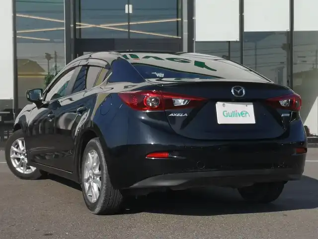 マツダ アクセラ 15S 茨城県 2014(平26)年 5.5万km ジェットブラックマイカ 純正ナビ/【AM・FM・aha・Stitcher・BT・USB・CD・DVD・TV・AUX】/Bカメラ/ETC/アイドリングストップ/オートライト/Fフォグ/LEDライト/MTモード付AT/ステリモ/純正フロアマット/純正アルミホイール/電格ミラー/ウインカーミラー/ドアバイザー/横滑り防止装置