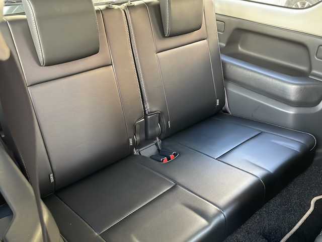 スズキ ジムニー ランドベンチャー 宮崎県 2017(平29)年 2.5万km スチールシルバーM 社外ナビ　Ｂｌｕｅｔｏｏｔｈ　フルセグＴＶ ETC ミラー型ドライブレコーダー 運転席のみシートヒーター レザーシート 背面タイヤ ハロゲンライト 純正アルミホイール 純正フロアマット