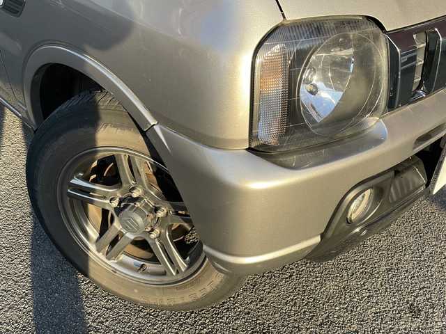 スズキ ジムニー ランドベンチャー 宮崎県 2017(平29)年 2.5万km スチールシルバーM 社外ナビ　Ｂｌｕｅｔｏｏｔｈ　フルセグＴＶ ETC ミラー型ドライブレコーダー 運転席のみシートヒーター レザーシート 背面タイヤ ハロゲンライト 純正アルミホイール 純正フロアマット