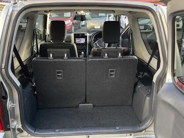 スズキ ジムニー ランドベンチャー 宮崎県 2017(平29)年 2.5万km スチールシルバーM 社外ナビ　Ｂｌｕｅｔｏｏｔｈ　フルセグＴＶ ETC ミラー型ドライブレコーダー 運転席のみシートヒーター レザーシート 背面タイヤ ハロゲンライト 純正アルミホイール 純正フロアマット