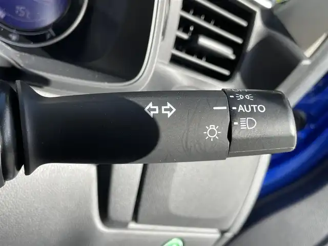 ホンダ フィット 13G Lパッケージ 神奈川県 2015(平27)年 2.4万km ブリリアントスポーティブルーメタリック2トーン 純正ディスプレイオーディオ　WX-151CP/Ｂｌｕｅｔｏｏｔｈ　/ワンセグＴＶ　/ＥＴＣ　/スマートキー　/純正フロアマット　/アイドリングストップ　/シティブレーキアクティブシステム　/HDMI　/カーテンエアバッグ