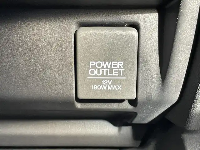 ホンダ フィット 13G Lパッケージ 神奈川県 2015(平27)年 2.4万km ブリリアントスポーティブルーメタリック2トーン 純正ディスプレイオーディオ　WX-151CP/Ｂｌｕｅｔｏｏｔｈ　/ワンセグＴＶ　/ＥＴＣ　/スマートキー　/純正フロアマット　/アイドリングストップ　/シティブレーキアクティブシステム　/HDMI　/カーテンエアバッグ