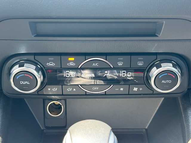 マツダ ＣＸ－５ XD プロアクティブ 静岡県 2017(平29)年 3.4万km エターナルブルーマイカ ディーゼルターボ車/純正ナビ/（AM/FM/CD/DVD/BT)/フルセグTV/スマートインETC/レーダークルーズコントロール/ブラインドスポットモニター/バックカメラ/プッシュスタート/スマートキー/パーキングセンサー/スペアキー×1/衝突被害軽減ブレーキ/レーンキープアシスト/横滑り防止装置/LEDヘッドライト/オートマチックハイビーム/純正19インチAW/純正フロアマット/アイドリングストップ/取り扱い説明書