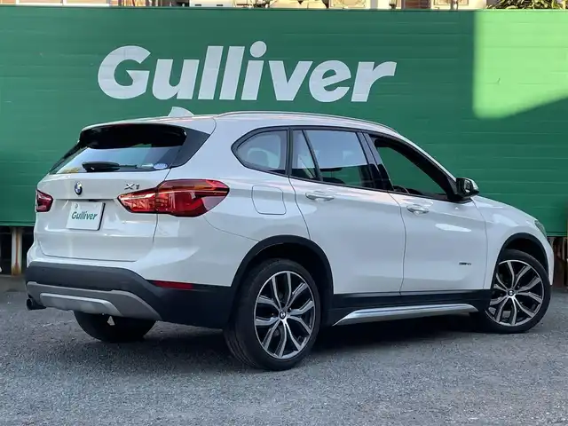 ＢＭＷ Ｘ１ sDrive 18i Xライン 東京都 2016(平28)年 8.8万km アルピンホワイトⅢ ワンオーナー/純正ナビ/(BTオーディオ/CD/DVD)/ドライビングアシスト/・レーンディパーチャーウォーニング/・前車接近警告機能/・衝突軽減ブレーキ/前後パークディスタンスコントロール/パーキングベンチレーション/ハーフレザーシート/純正19インチアルミホイール/純正フロアマット/スペアキー×1/ETC/前方ドライブレコーダー/取扱説明書/保証書