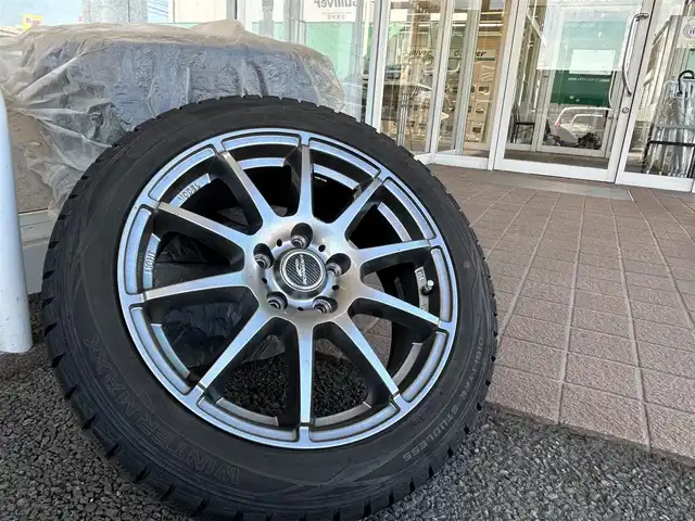 日産 リーフ G 千葉県 2019(令1)年 5万km ブリリアントホワイトパール/スーパーブラック 2トーン ワンオーナー/純正SDナビ/フルセグTV/Bluetooth機能/電子インナーミラー/前方ドラレコ/前席シートヒータ/コーナーセンサー/ステアリングヒータ/プロパイロットパーキング/　充電ケーブル無し