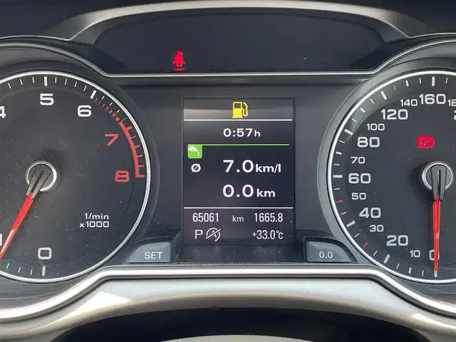 アウディ Ａ４ アバント 2．0 TFSI 愛知県 2013(平25)年 6.5万km グレイシアホワイトメタリック ワンオーナー/メーカーナビ（AM/FM/CD/DVD/ワンセグTV）/パーキングエイド/ETC/パドルシフト/前後ドラレコ/自動防眩ミラー/電動パーキングブレーキ/フォグランプ/純正18インチアルミ/取説/保証書/スペアキー
