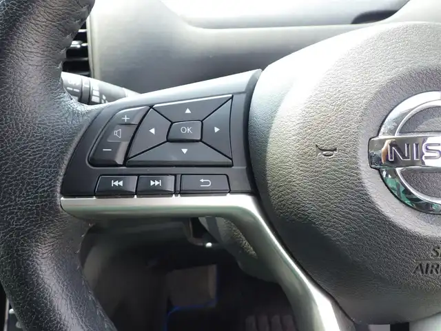 日産 セレナ e－パワー ハイウェイスター V 千葉県 2019(平31)年 4.6万km マルーンレッド 195/65R15/エマージェンシーブレーキ/プロパイロット/インテリジェントクルーズコントロール/インテリジェントルームミラー/インテリジェントパーキングアシスト/ハンズフリー両側パワースライドドア/9インチ純正SDナビ/地デジTV/【DVD/CD再生機能　Bluetooth接続】/アラウンドビューモニター/前席シートヒーター/革巻きステアリング/ステアリングヒーター/ステアリングスイッチ/ETC/LEDヘッドライト/フォグライト/ウインカーミラー/コーナーセンサー/純正15インチアルミホイル/サイド/カーテンエアバッグ/インテリジェントキー